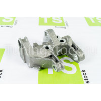 Кронштейн подвески двигателя нижний на ВАЗ 2110, 2111, 2112 Кронштейн подвески двигателя нижний на ВАЗ 2110, 2111, 2112