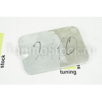 Неокрашенная крышка люка бензобака на ВАЗ 2110-2112 Неокрашенная крышка люка бензобака на ВАЗ 2110-2112