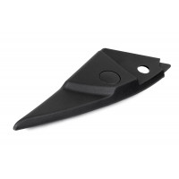 Уголок (облицовка) правого зеркала на Шевроле Нива