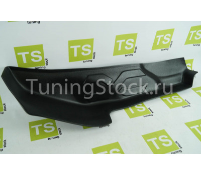 Накладка тоннельная на ковролин АртФорм на Веста с 2016 г. в Накладка тоннельная на ковролин АртФорм на Веста с 2016 г. в