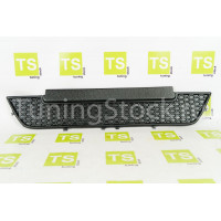 Зимняя защита радиатора (заглушка на зиму) на Ларгус Зимняя защита радиатора (заглушка на зиму) на Ларгус