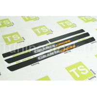 Наклейки на пороги карбоновые Granta Cross для Гранта, Гранта FL Наклейки на пороги карбоновые Granta Cross для Гранта, Гранта FL