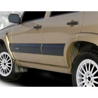 Накладки порогов Квадратные для Шевроле Нива до 2009 года