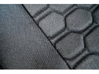 Модельные чехлы сидений (не обивка) черная ткань, центр из ткани на подкладке 10мм с цветной строчкой Соты для Калина
