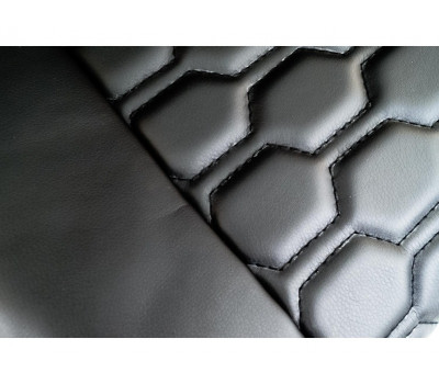 Обивка (не чехлы) сидений Recaro экокожа гладкая с цветной строчкой Соты на 3-дверную Лада 4х4 (Нива) 21213, 21214