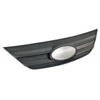 Зимняя защита радиатора верхняя ЯрПласт для Ларгус с 2019 г.в. Зимняя защита радиатора верхняя ЯрПласт для Ларгус с 2019 г.в.