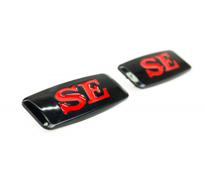 Черные заглушки повторителя поворота SE с красной надписью для Приора, Калина 2, Калина, Гранта FL, ВАЗ 2113-2115, 2110-2112, 2108-21099