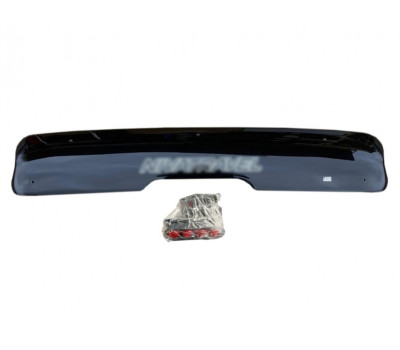 Дефлектор (козырек) крышки багажника с надписью названия модели для Шевроле Нива, Лада Нива Тревел 