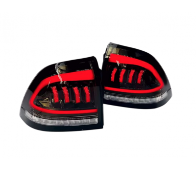 Задние черные светодиодные фонари в стиле Mustang для Приора