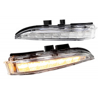 Динамические LED повторители поворотника в стиле Лексус (с секциями) в боковые зеркала образца 2015 года для Веста