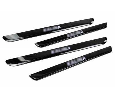 Накладки внутренних порогов черный лак с белой подсветкой для Калина, Калина 2