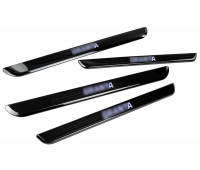 Накладки внутренних порогов черный лак с синей подсветкой для Гранта, Гранта FL Накладки внутренних порогов черный лак с синей подсветкой для Гранта, Гранта FL