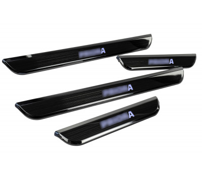 Накладки внутренних порогов черный лак с синей подсветкой для Приора