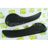 Подиумы на задние двери VS-Avto с карманом под 16 см динамики для Ларгус Подиумы на задние двери VS-Avto с карманом под 16 см динамики для Ларгус