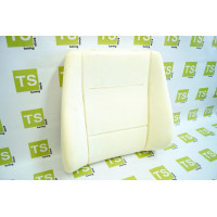 Штатное пенолитье на спинку переднего сиденья Приора Штатное пенолитье на спинку переднего сиденья Приора